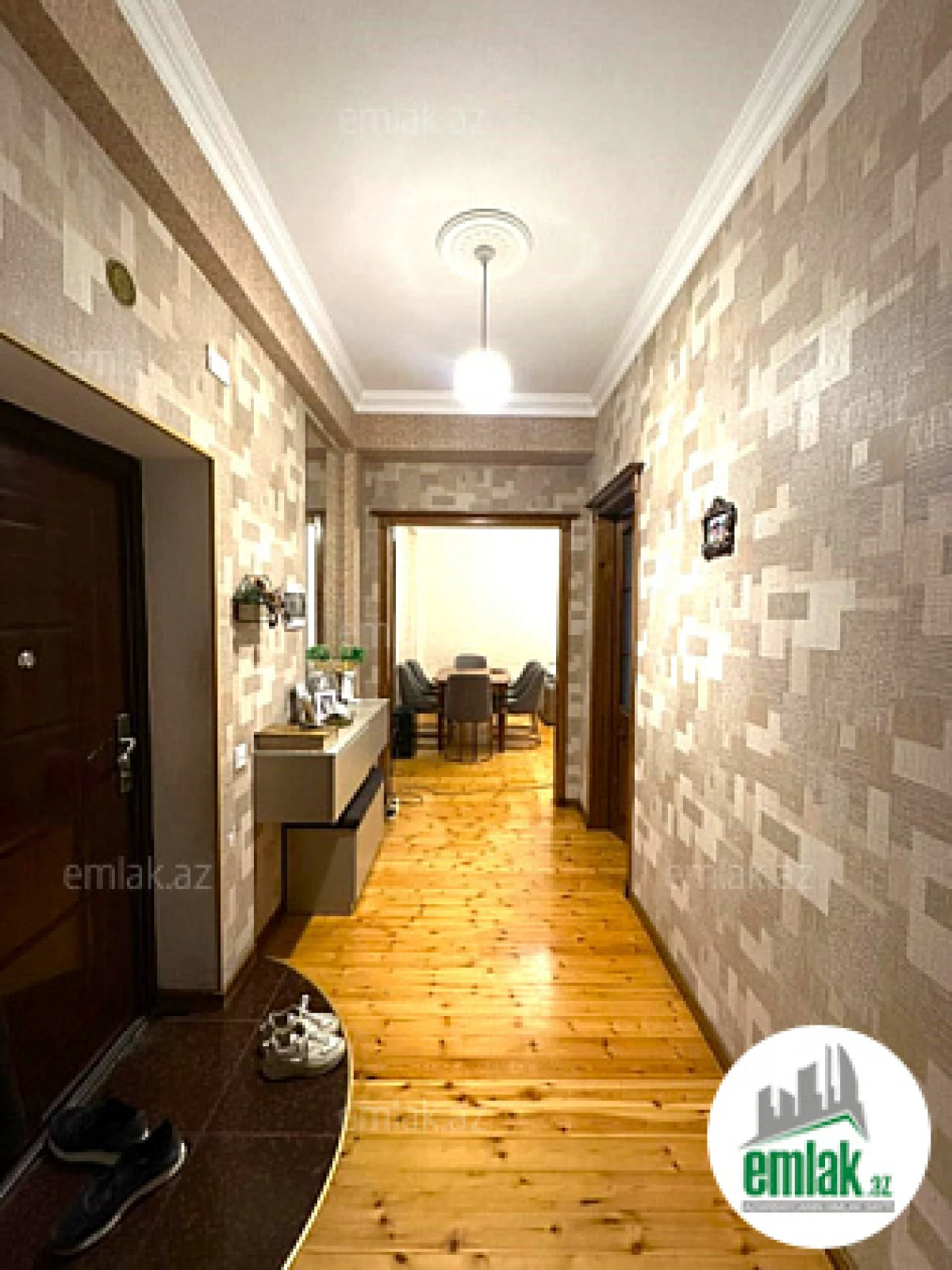 Satılır 2 otaqlı yeni tikili 75 m²