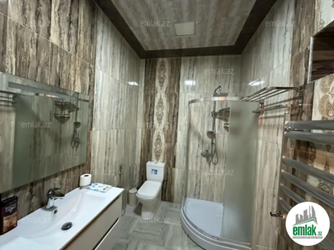 Satılır 4 otaqlı həyət evi 220 m²