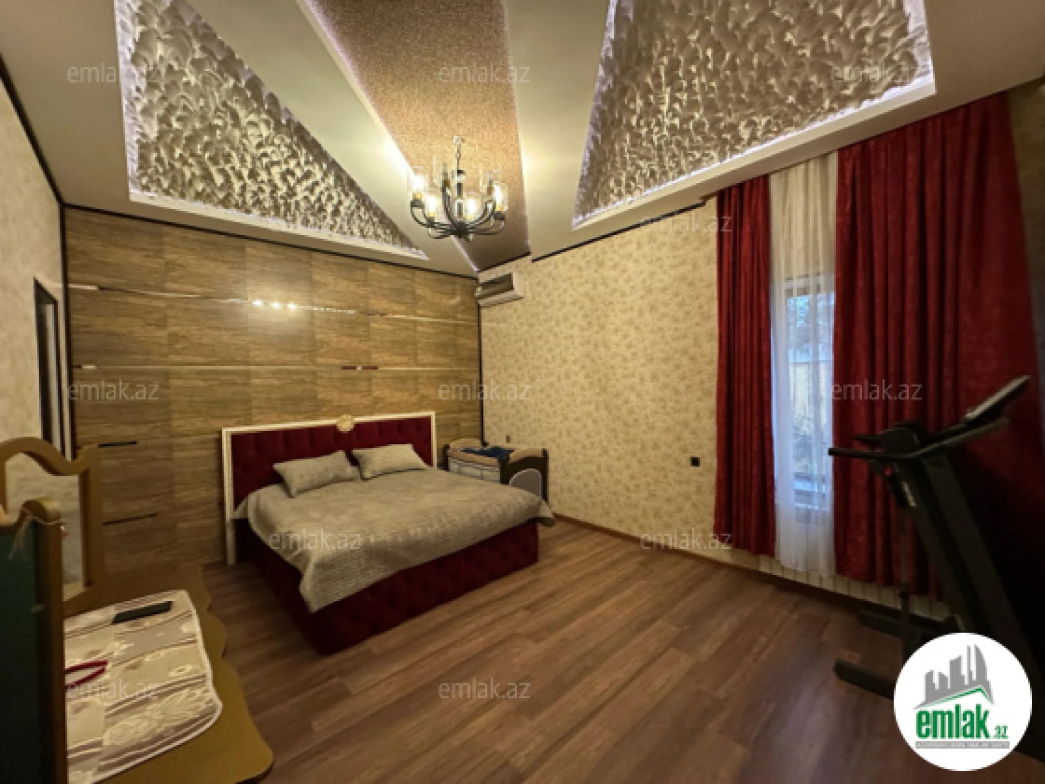 Satılır 4 otaqlı həyət evi 220 m²