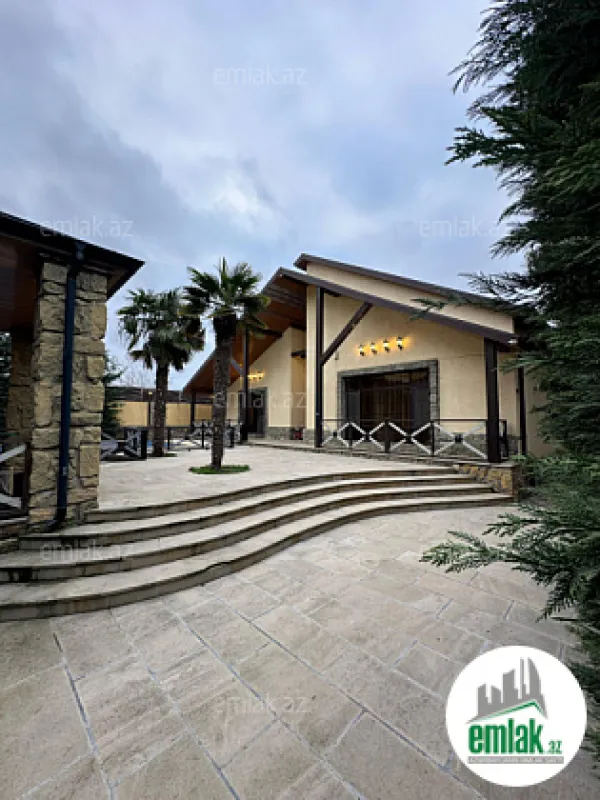 Satılır 4 otaqlı həyət evi 220 m²