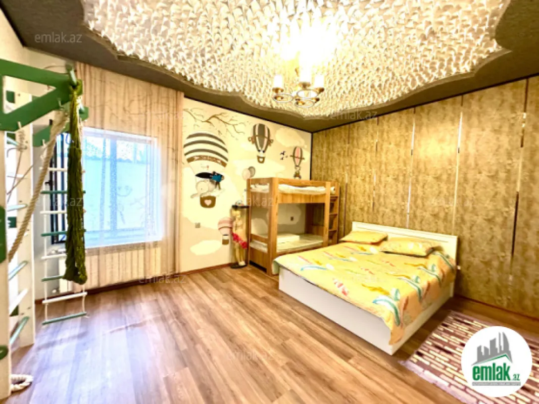 Satılır 4 otaqlı həyət evi 220 m²
