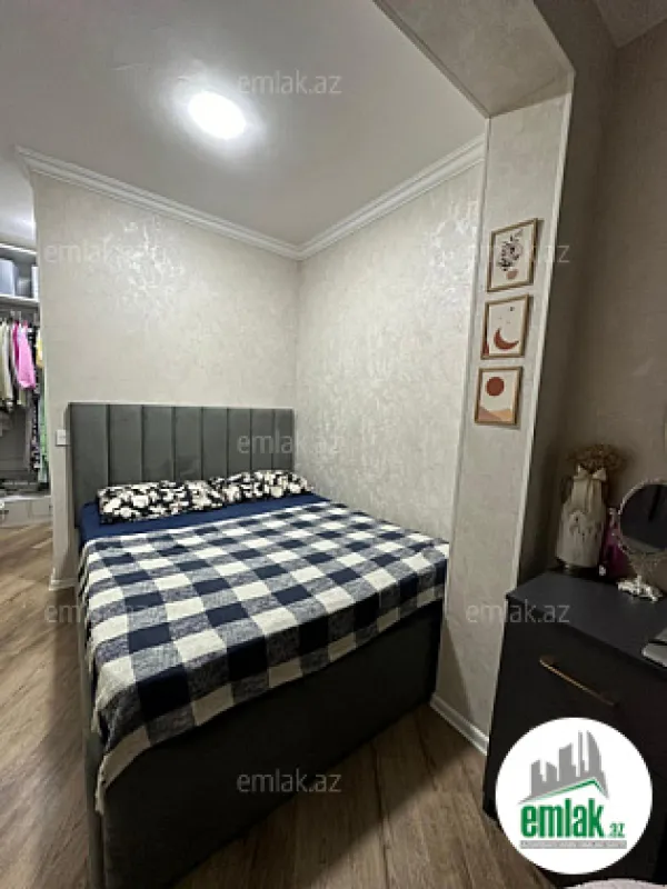 Satılır 2 otaqlı köhnə tikili 40 m²