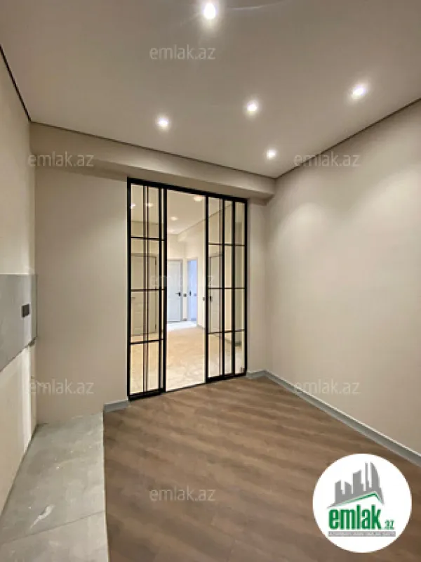 Satılır 3 otaqlı yeni tikili 98 m²