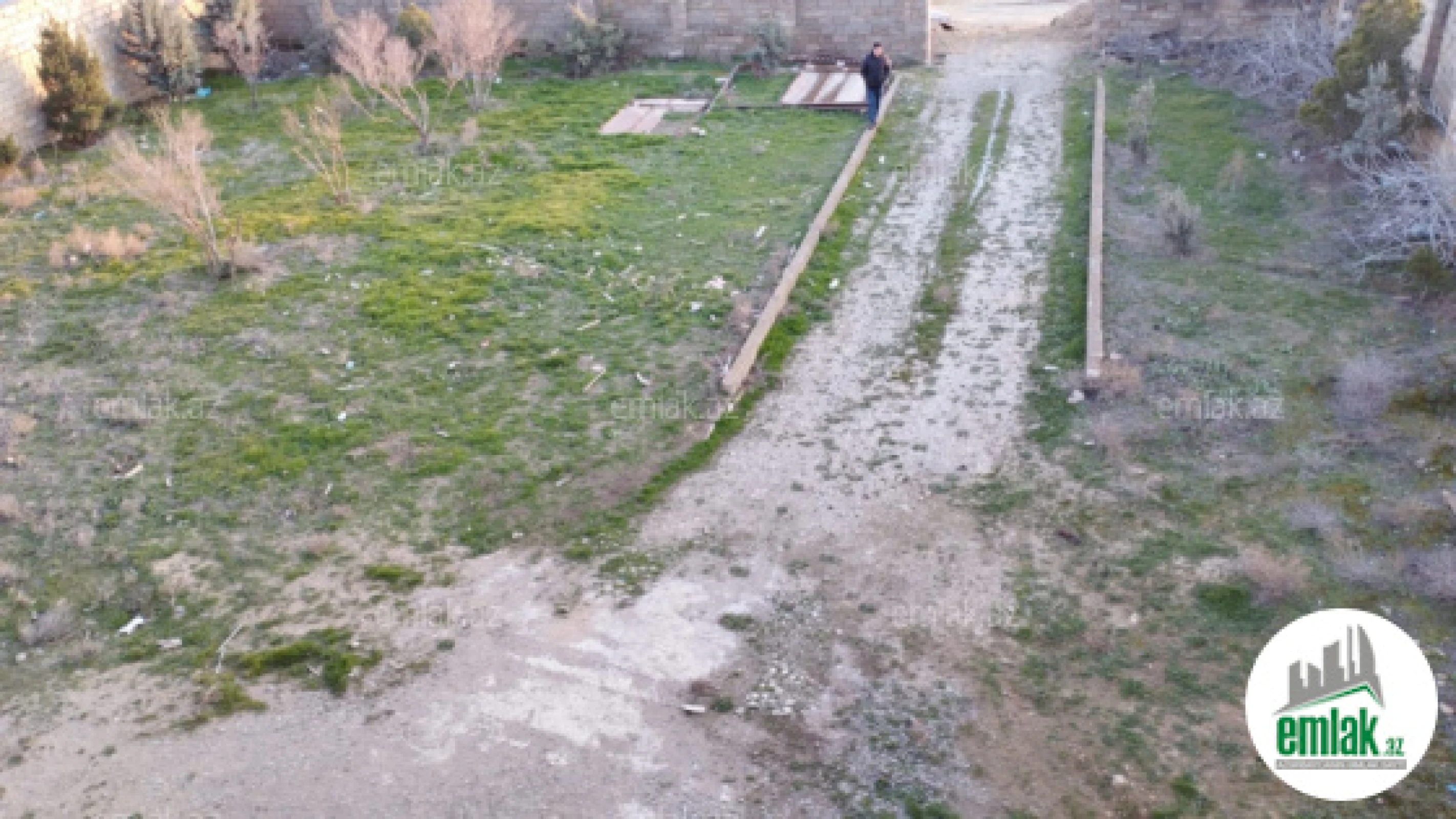 Satılır torpaq sahəsi 15 m²