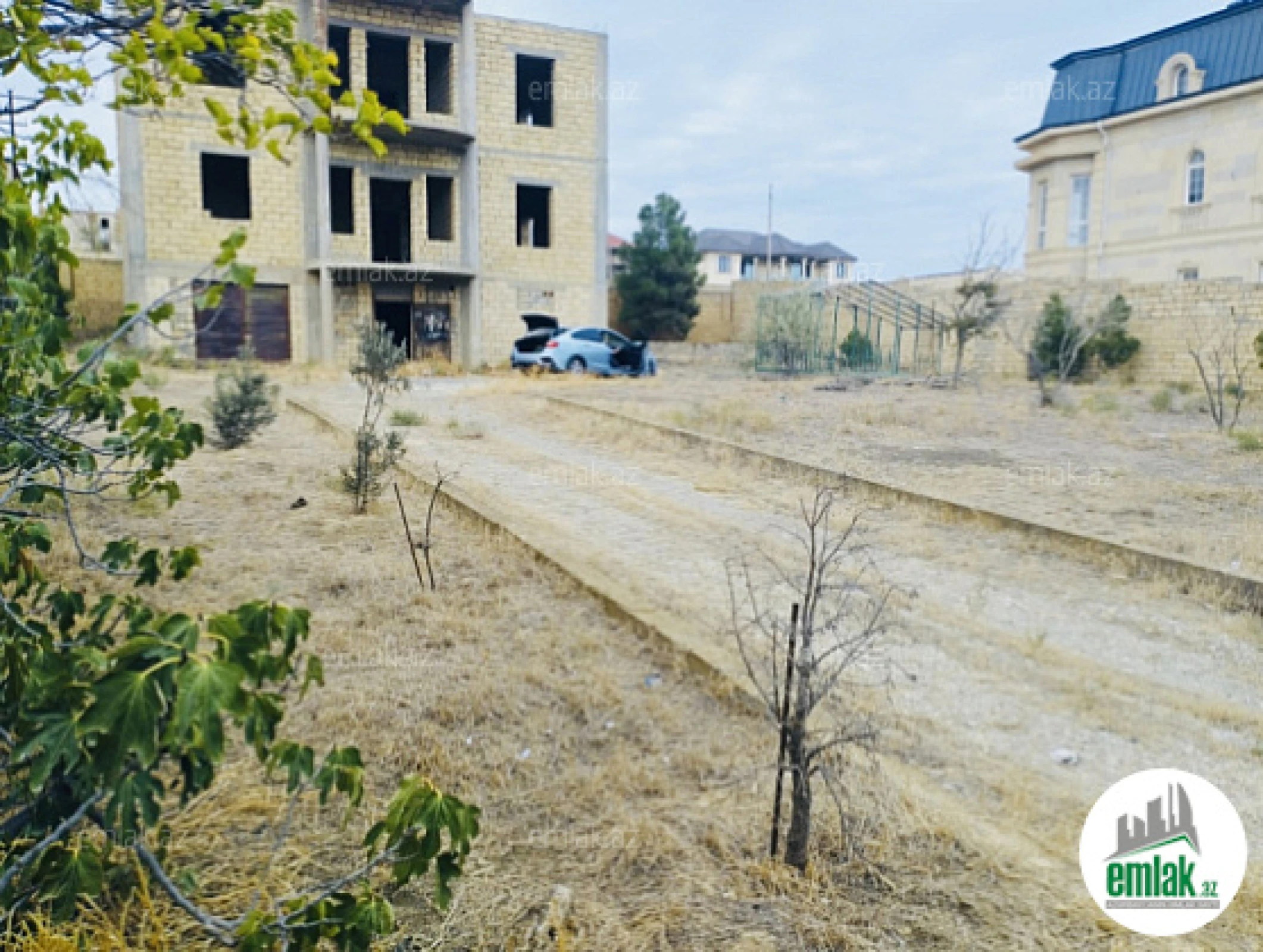 Satılır torpaq sahəsi 15 m²