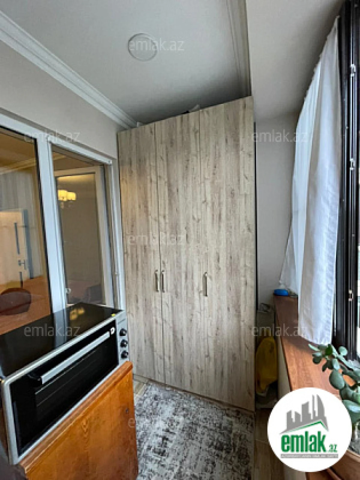 Satılır 1 otaqlı köhnə tikili 45 m²