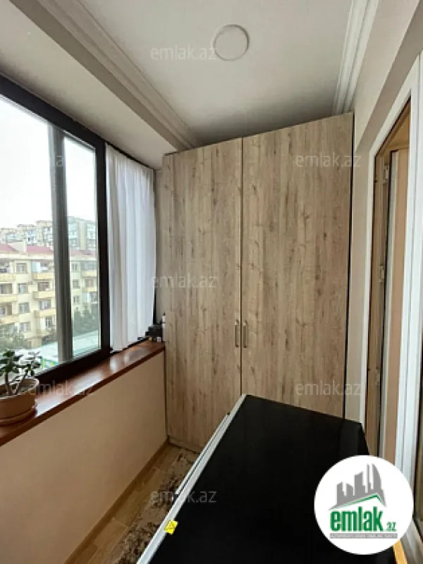 Satılır 1 otaqlı köhnə tikili 45 m²