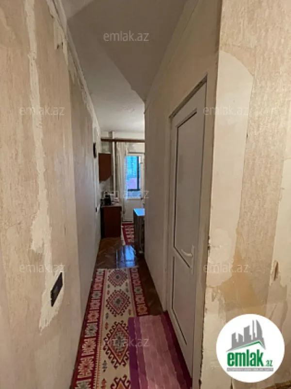 Satılır 1 otaqlı köhnə tikili 45 m²