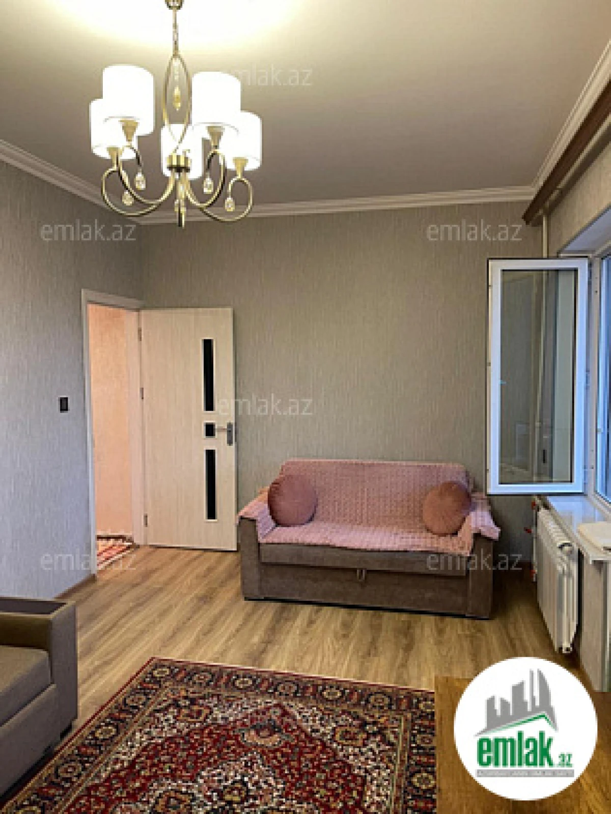 Satılır 1 otaqlı köhnə tikili 45 m²