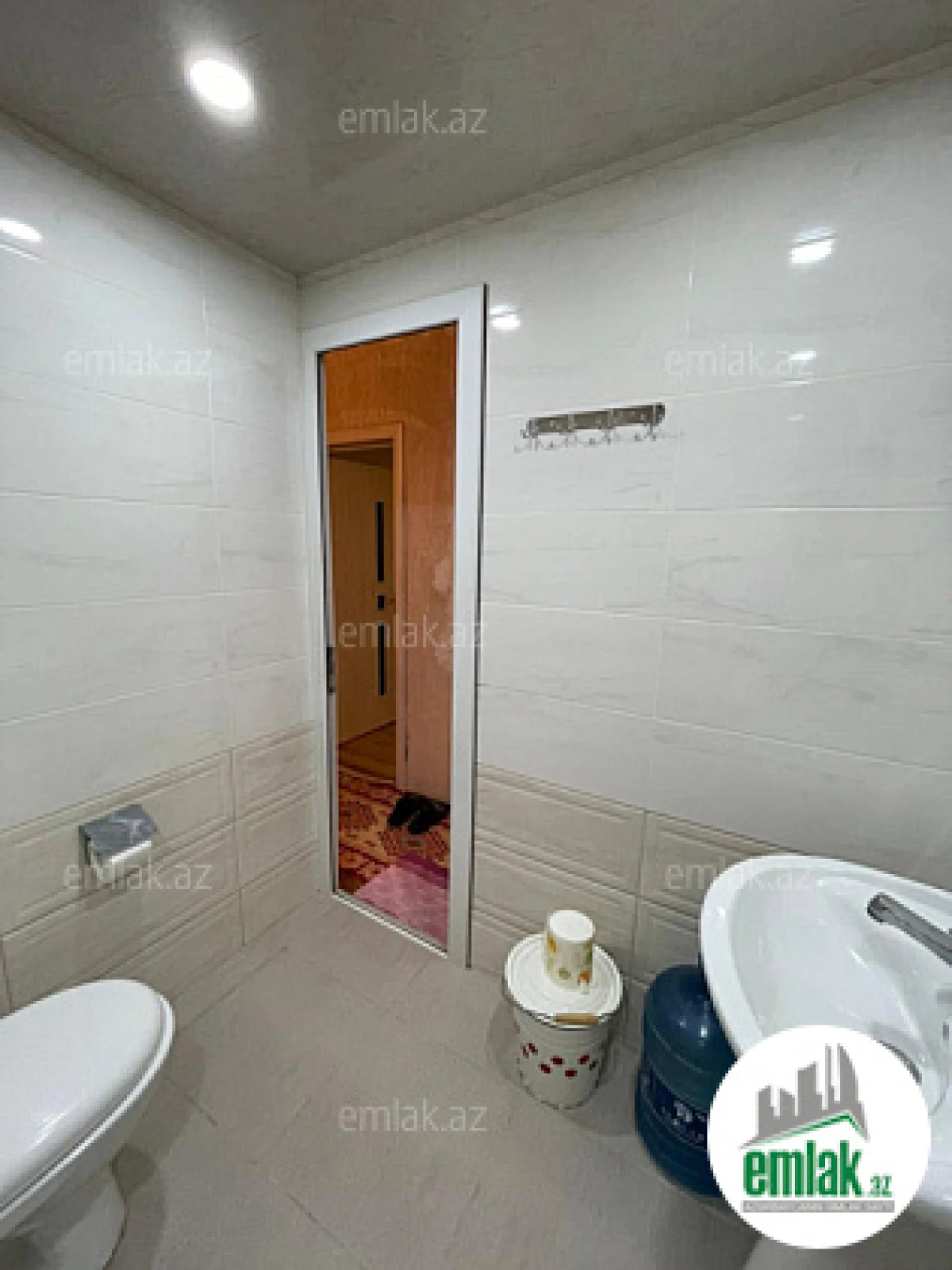 Satılır 1 otaqlı köhnə tikili 45 m²