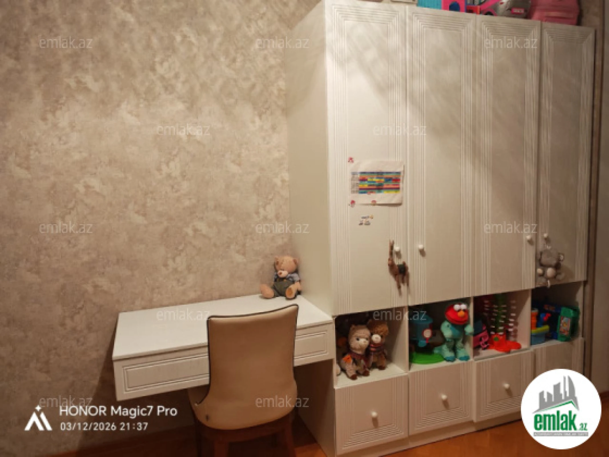 Satılır 3 otaqlı yeni tikili 120 m²