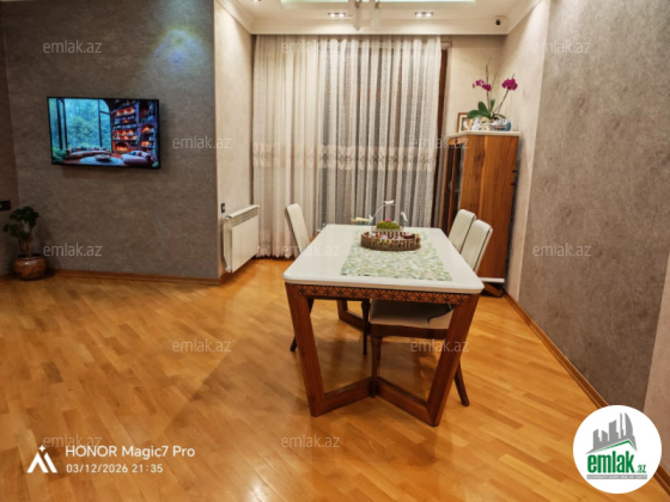 Satılır 3 otaqlı yeni tikili 120 m²