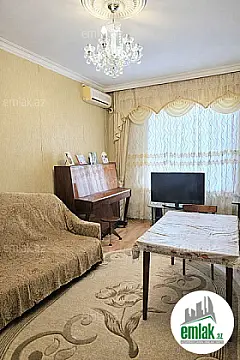 Satılır 2 otaqlı köhnə tikili 70 m² — Bakı 2 otaq 70.00 m²
