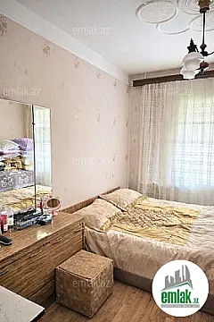 Satılır 2 otaqlı köhnə tikili 70 m²