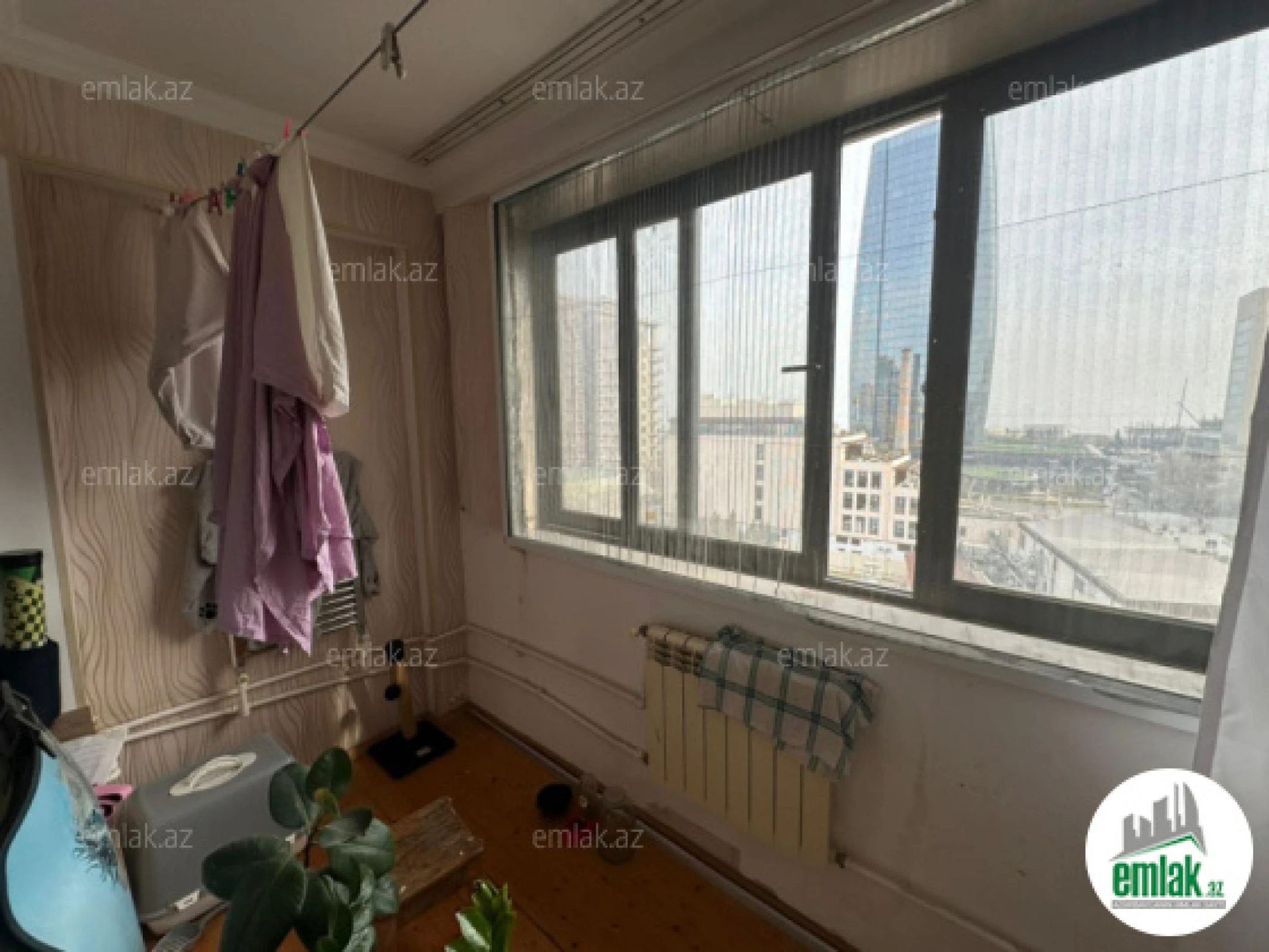 Satılır 3 otaqlı köhnə tikili 84 m²