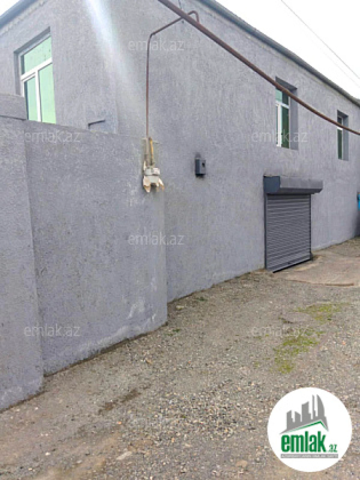 Satılır 4 otaqlı həyət evi 288 m²