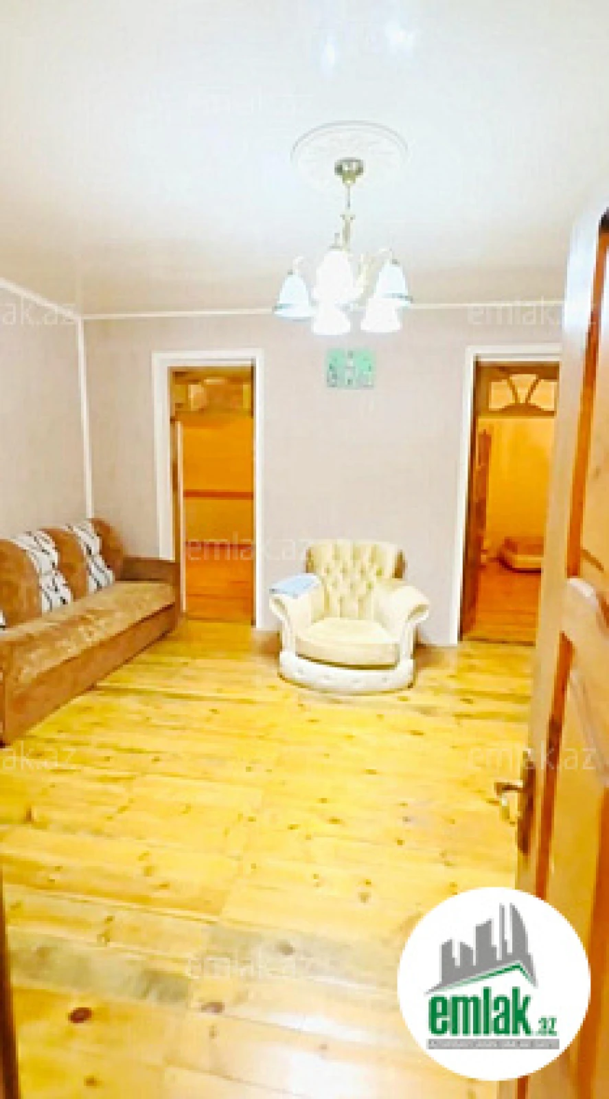 Satılır 4 otaqlı həyət evi 288 m²