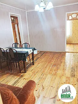 Satılır 4 otaqlı həyət evi 288 m²