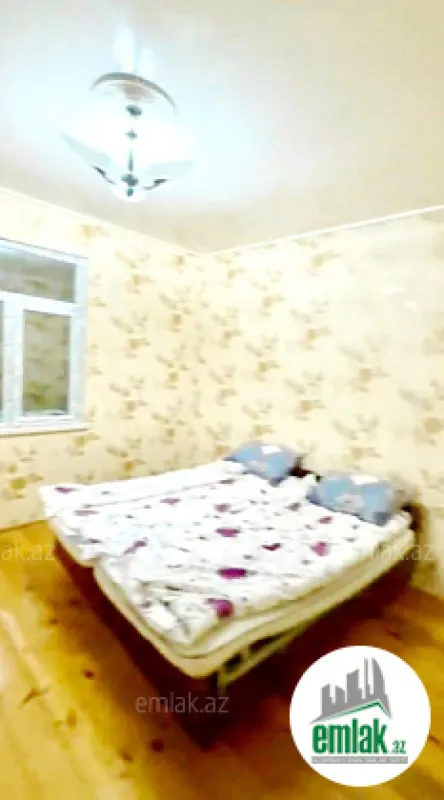 Satılır 4 otaqlı həyət evi 288 m²