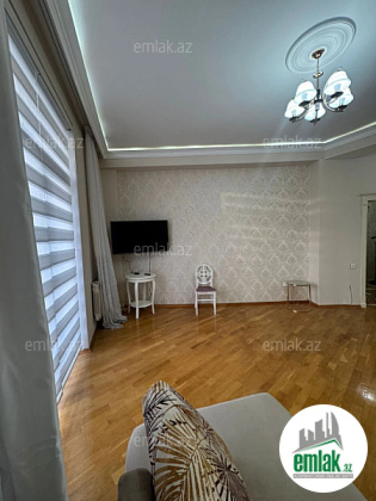 Satılır 2 otaqlı yeni tikili 60 m²