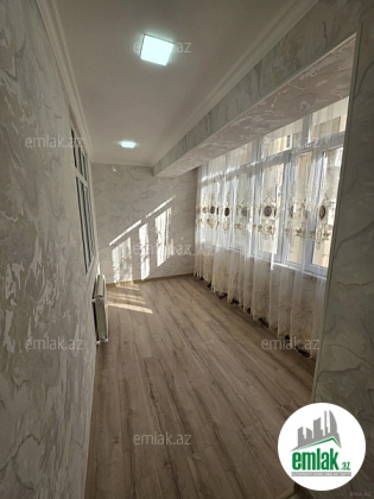 Satılır 3 otaqlı köhnə tikili 80 m²