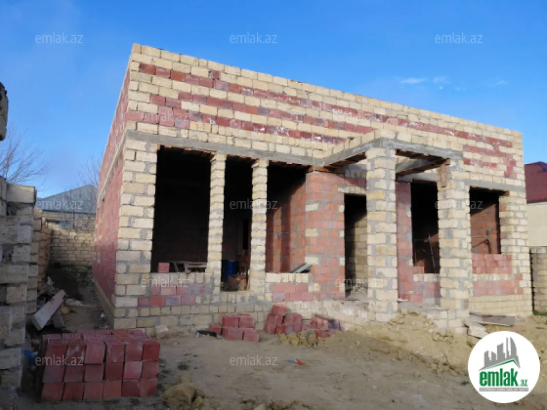 Satılır 4 otaqlı həyət evi 170 m²