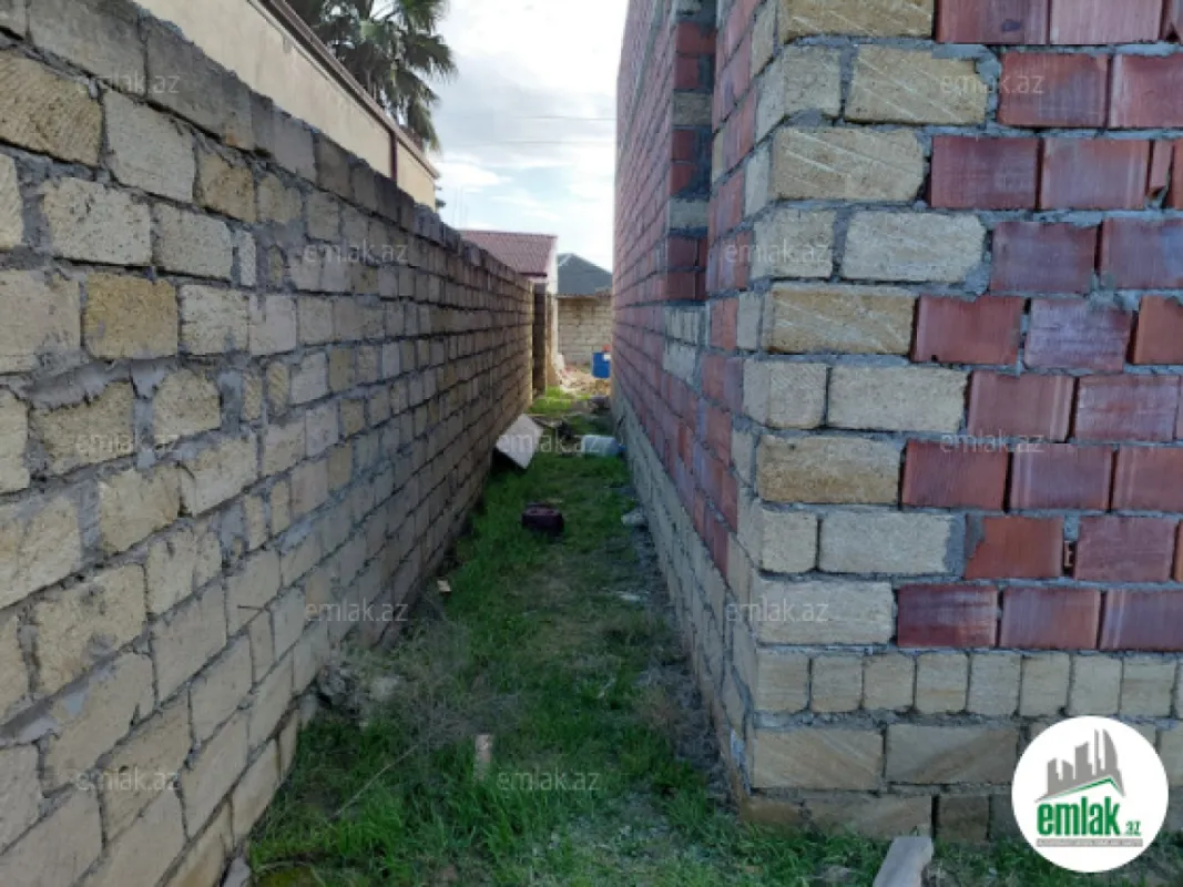 Satılır 4 otaqlı həyət evi 170 m²