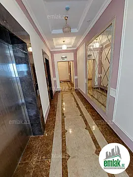 Satılır 4 otaqlı yeni tikili 205 m²
