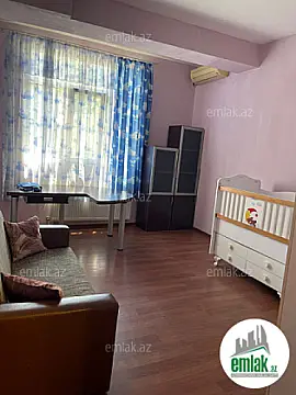 Satılır 3 otaqlı yeni tikili 137 m²
