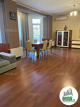 Satılır 3 otaqlı yeni tikili 137 m²