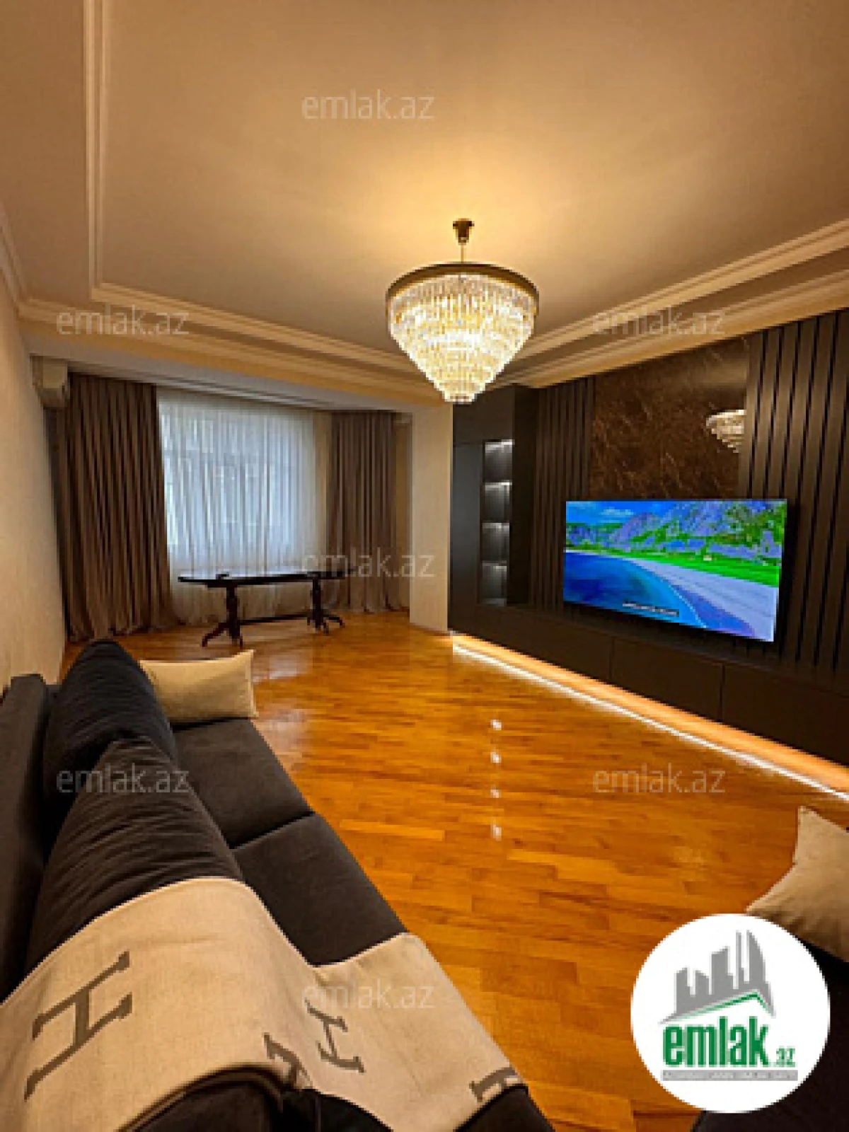 Satılır 3 otaqlı yeni tikili 140 m²