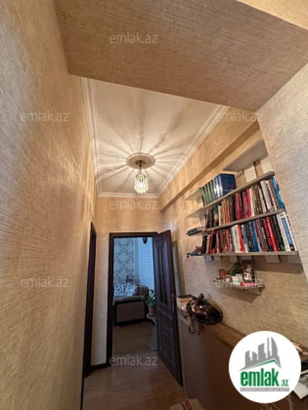 Satılır 2 otaqlı yeni tikili 70 m²