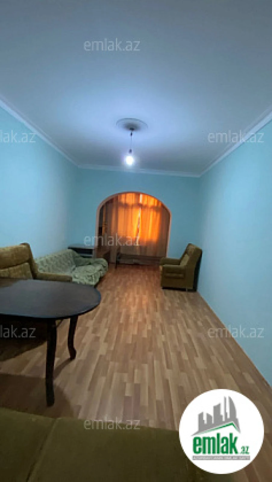 Satılır 2 otaqlı köhnə tikili 70 m²
