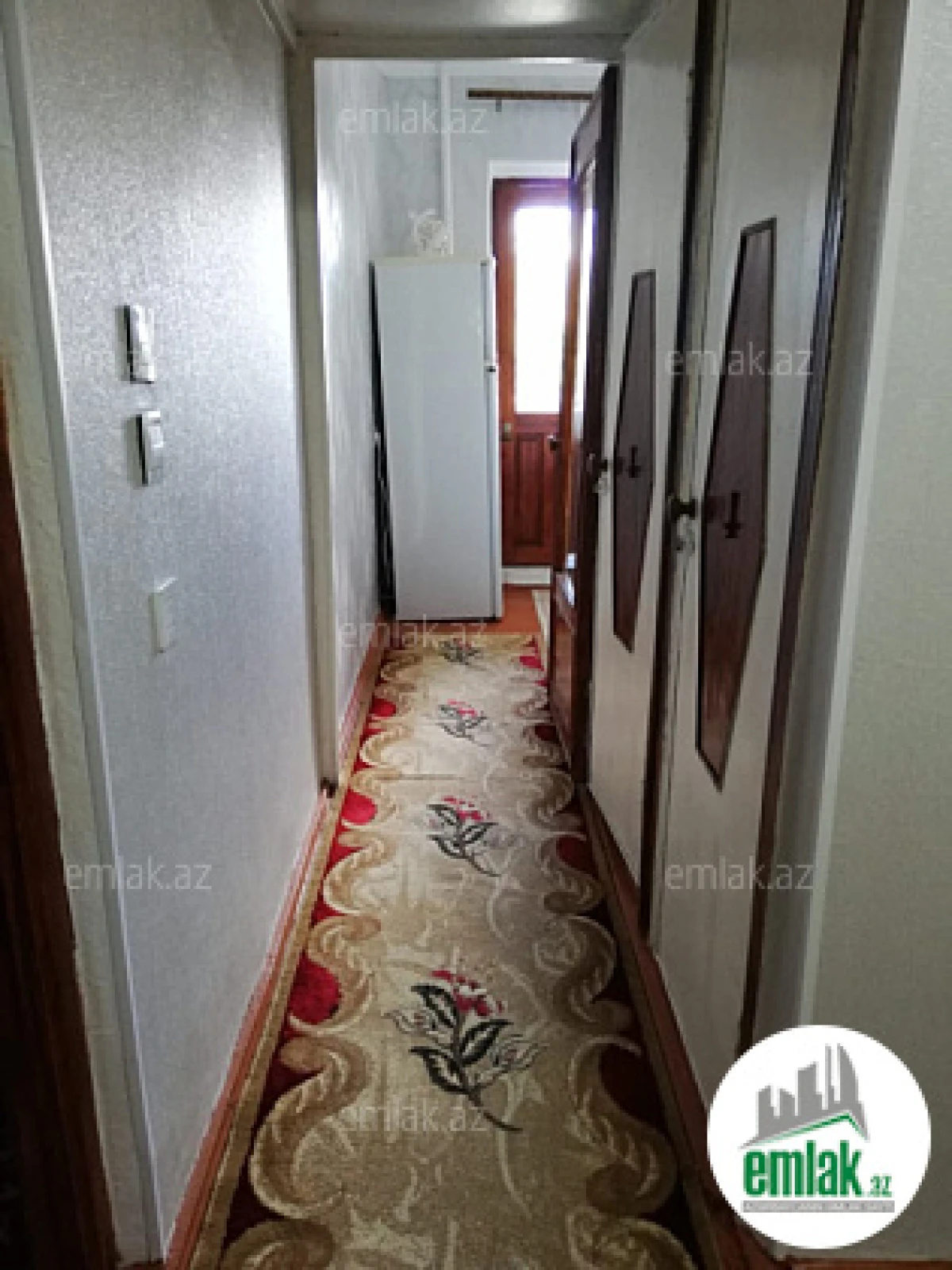 Satılır 3 otaqlı köhnə tikili 80 m²
