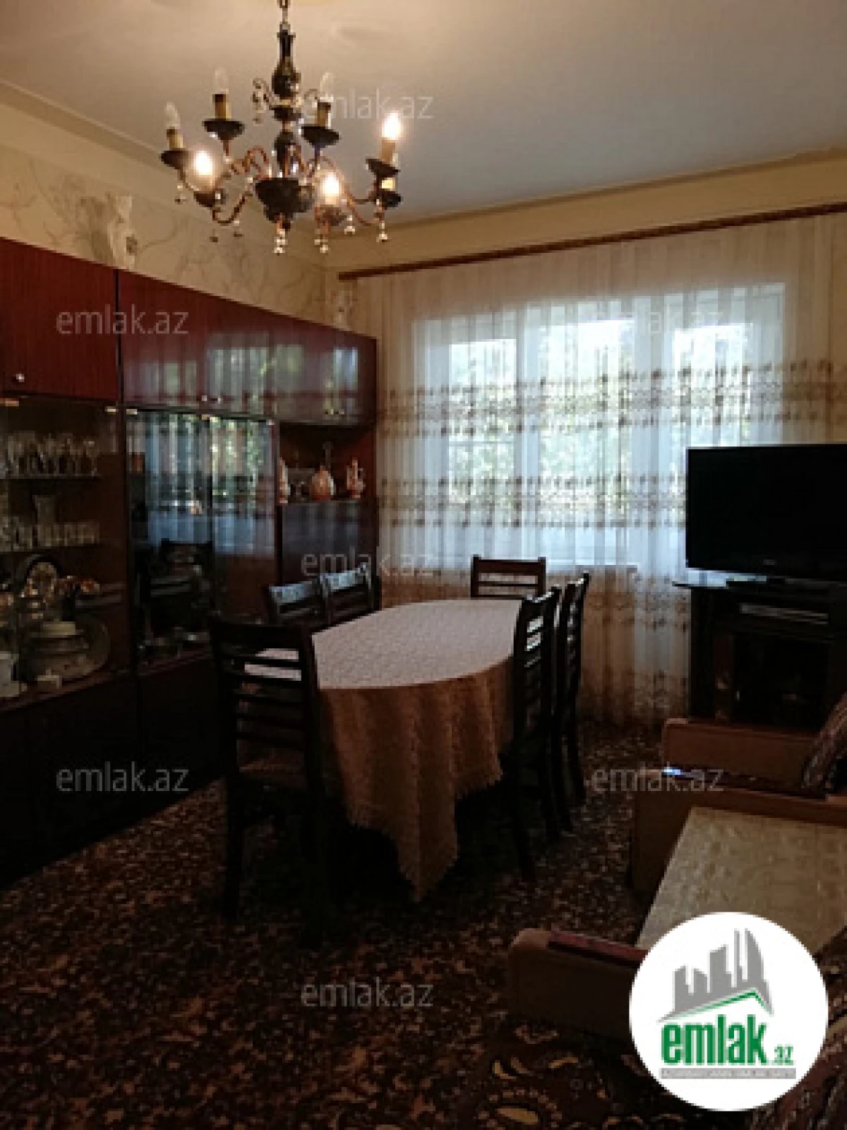 Satılır 3 otaqlı köhnə tikili 80 m²