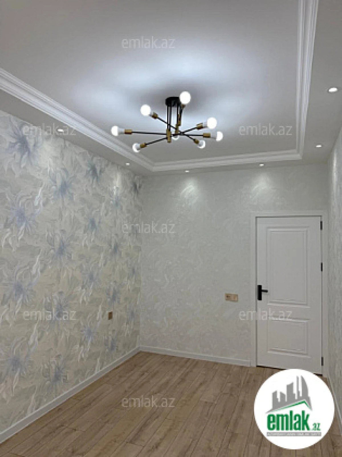 Satılır 2 otaqlı yeni tikili 60 m²