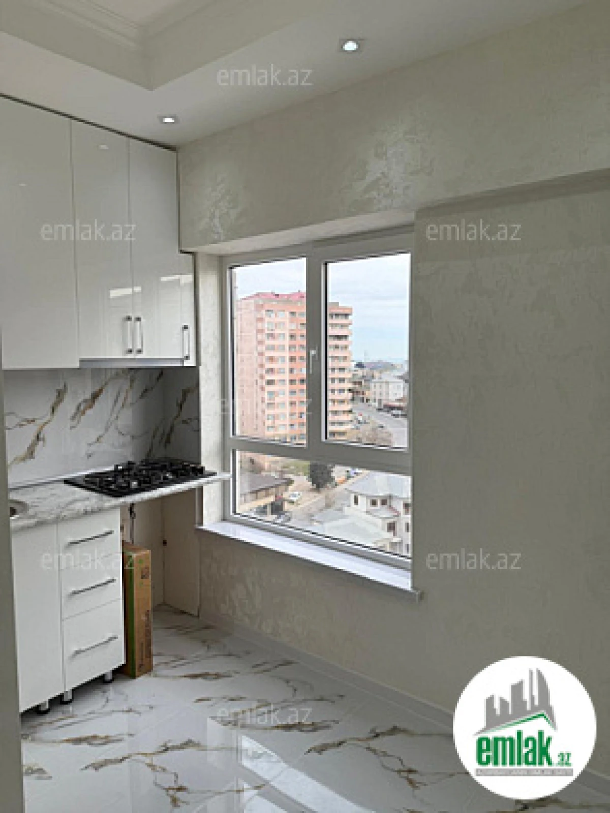 Satılır 2 otaqlı yeni tikili 60 m²