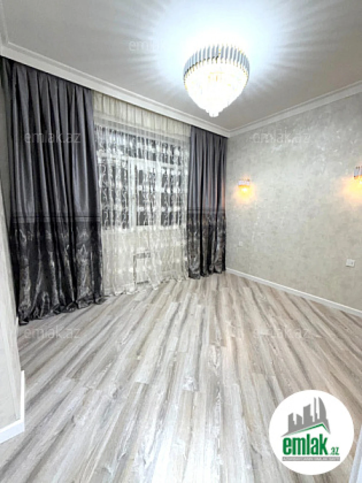 Satılır 2 otaqlı yeni tikili 65 m²