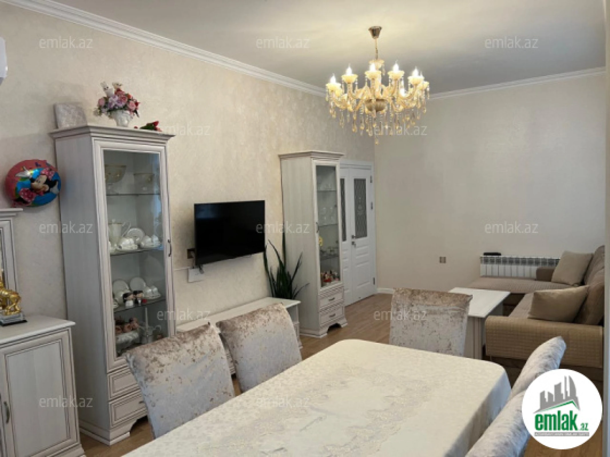 Satılır 3 otaqlı yeni tikili 120 m²