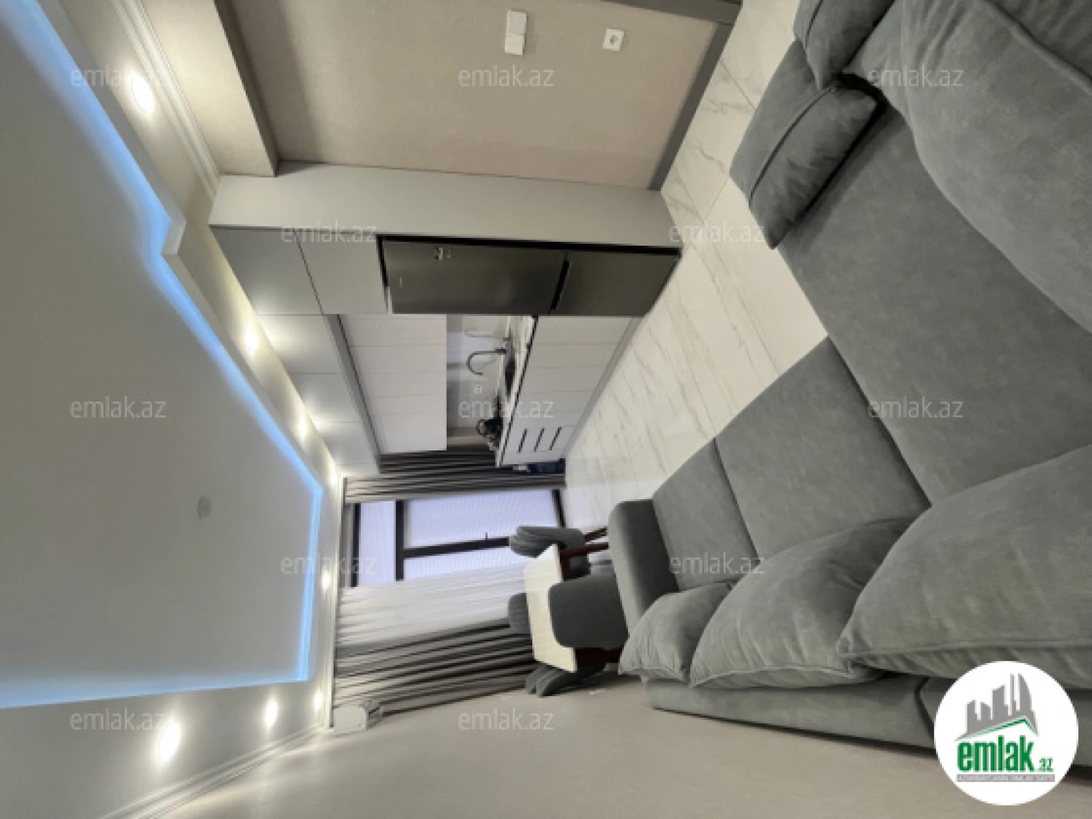 Satılır 2 otaqlı yeni tikili 61 m²