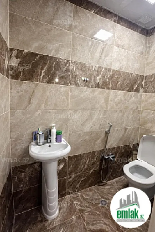 Satılır 3 otaqlı yeni tikili 93 m²