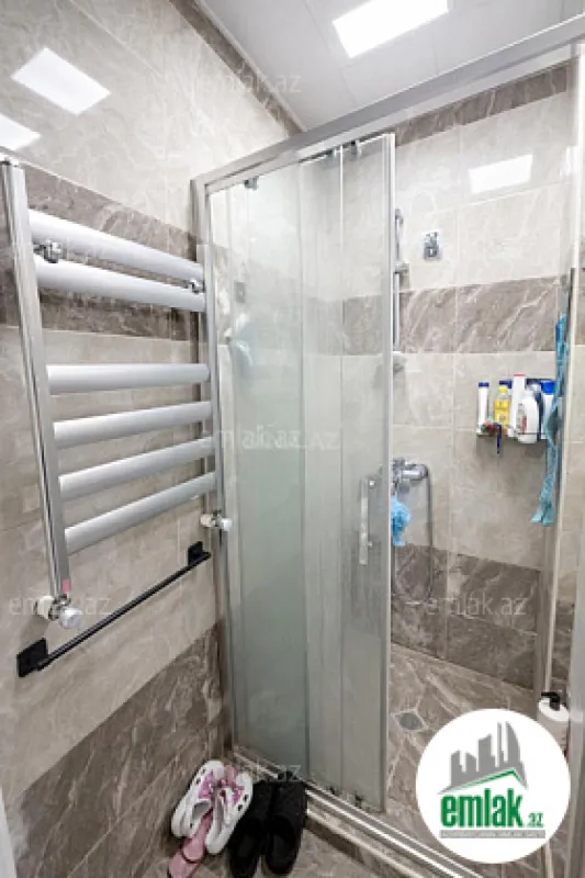 Satılır 3 otaqlı yeni tikili 93 m²