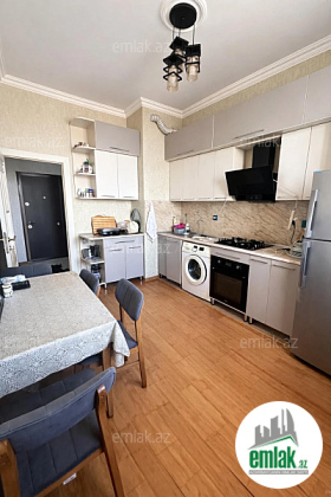 Satılır 3 otaqlı yeni tikili 93 m²