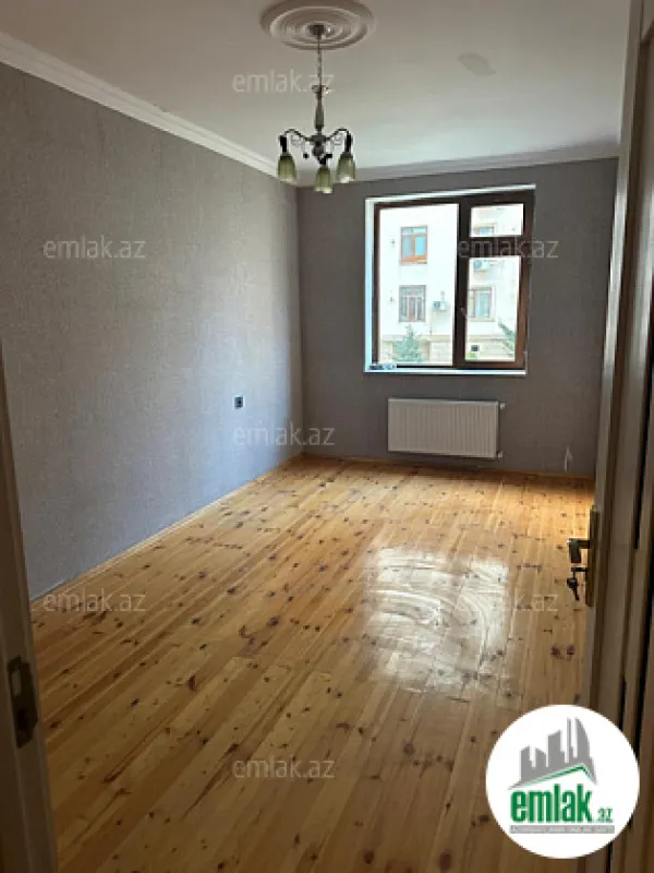 Satılır 4 otaqlı yeni tikili 110 m²