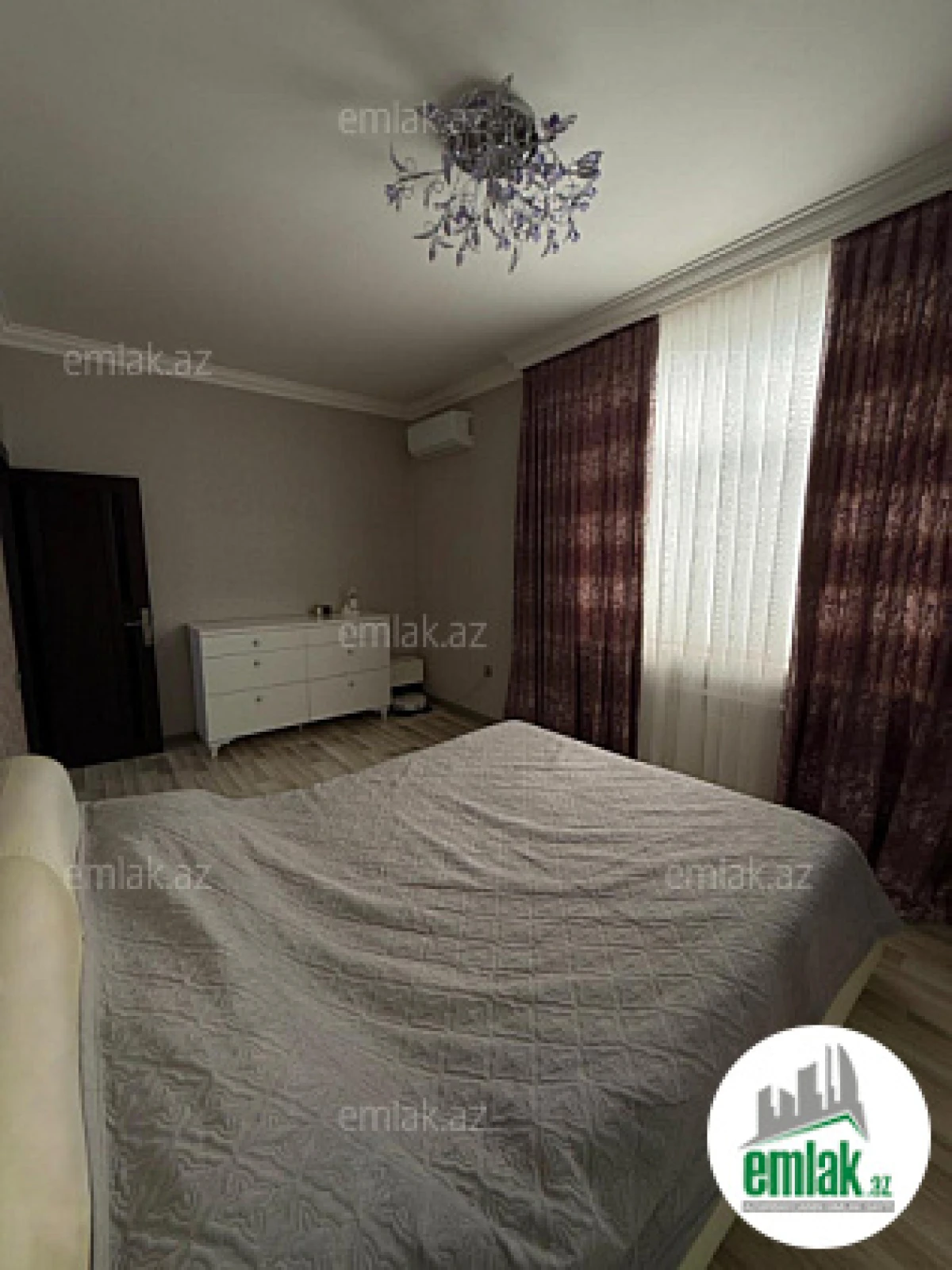 Satılır 3 otaqlı yeni tikili 112 m²