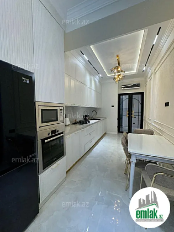 Satılır 3 otaqlı yeni tikili 127 m²