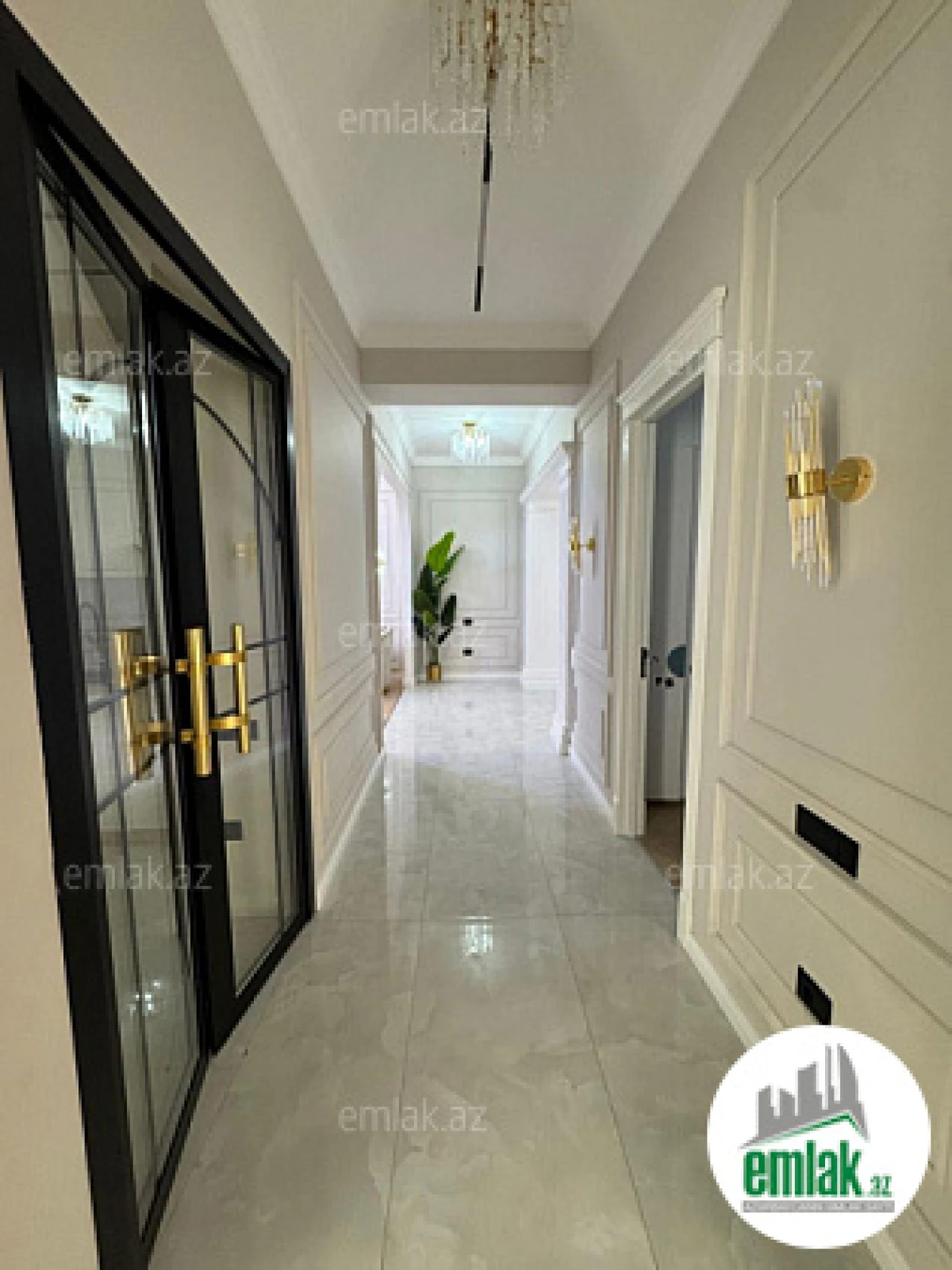 Satılır 3 otaqlı yeni tikili 127 m²