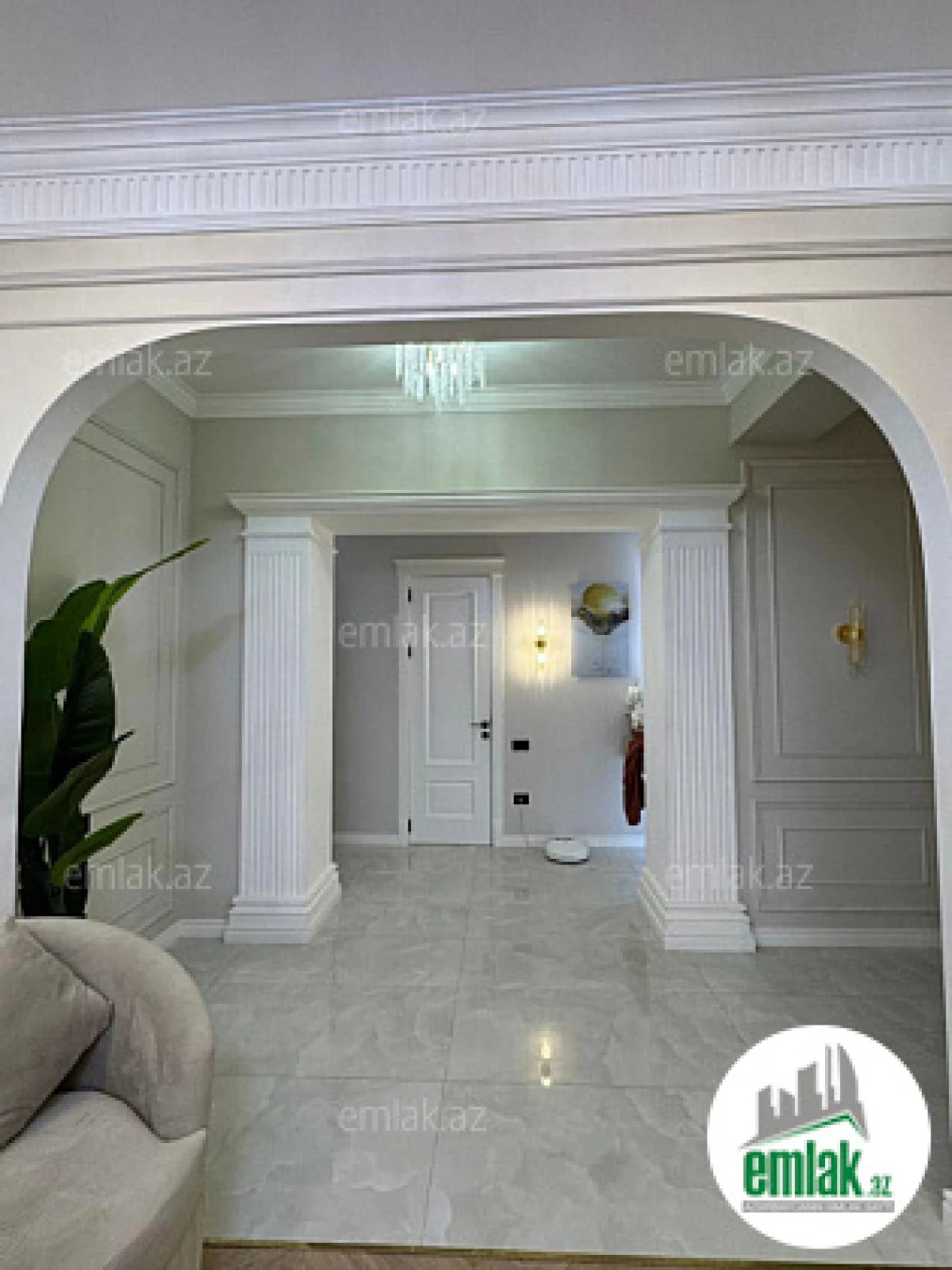 Satılır 3 otaqlı köhnə tikili 95 m²