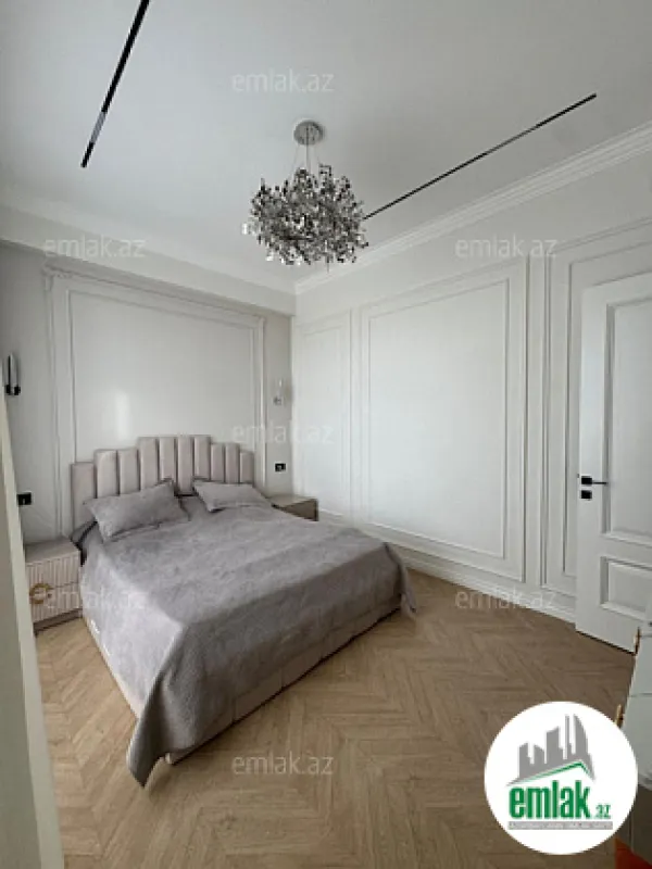 Satılır 3 otaqlı köhnə tikili 95 m²