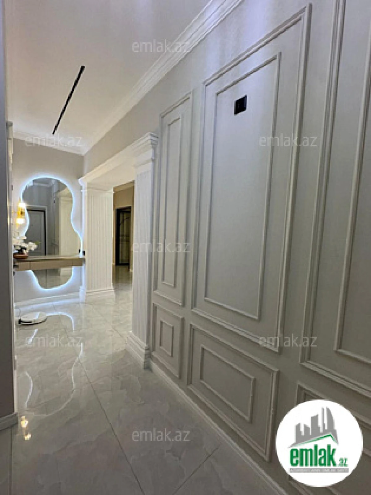 Satılır 3 otaqlı köhnə tikili 95 m²